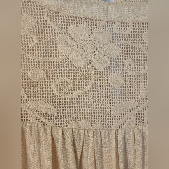 Doe & Rae Boho Style Dress with Lace Detail Size M - Picture 3 of 10